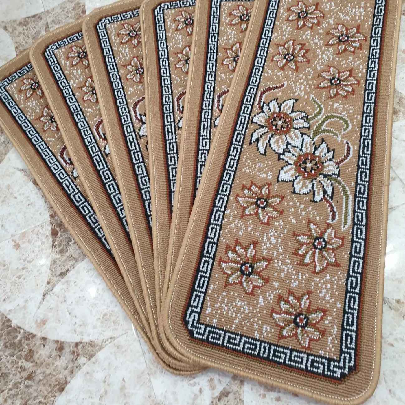 سجادة سلالم داخلية – تصميم زهور إيراني مستوحى، 6 قطعة