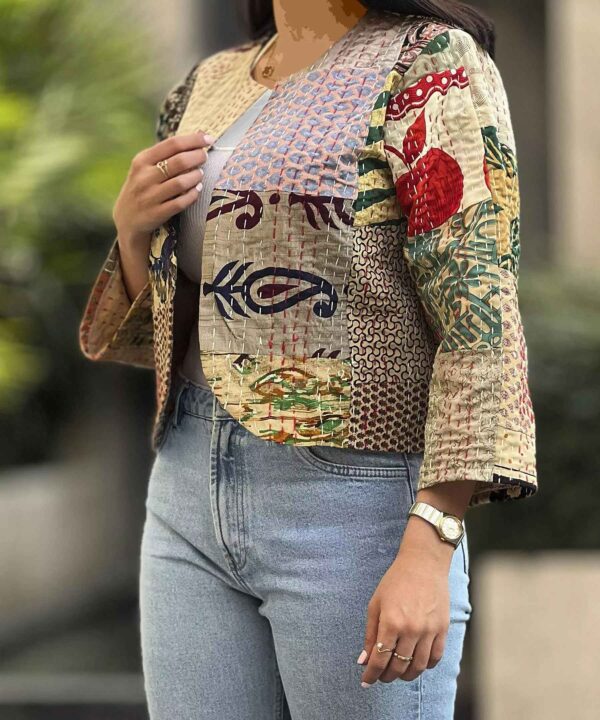 مانتو إيراني مطرز قصير للنساء