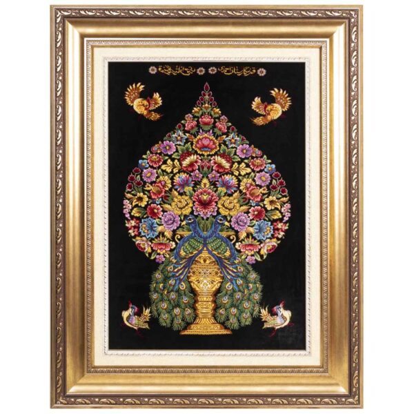 سجادة إيرانية تصويرية محبوكة يدويًا من قم تصور طاووس وشجرة