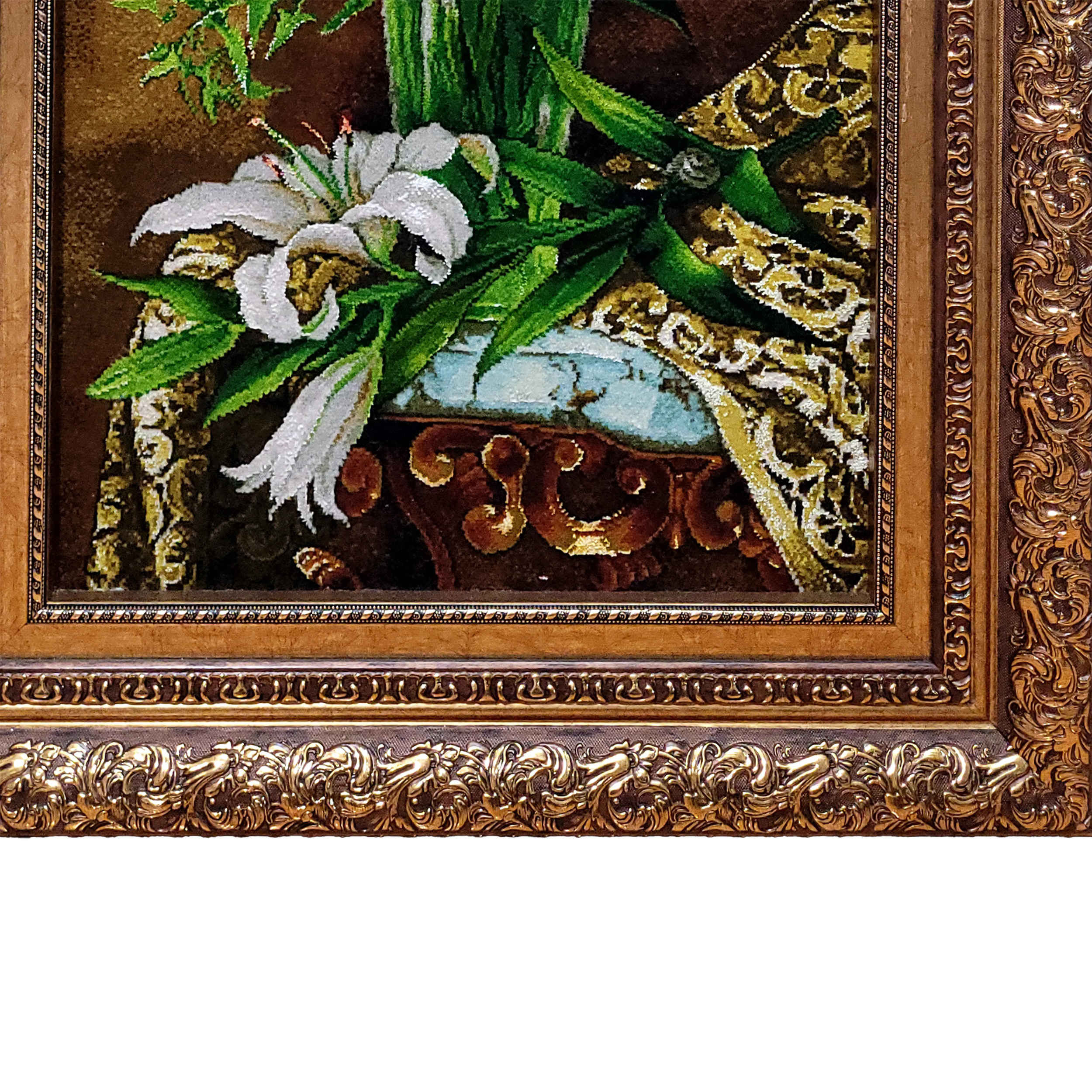 سجادة إيرانية تصويرية محبوكة يدويًا من تبريز تصور زنبق الألوسي