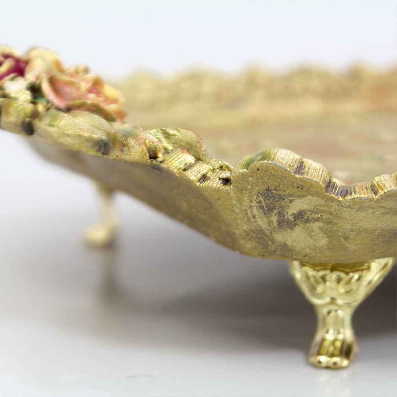 صينية بوليستر زخرفية بتصميم زهري تقليدي