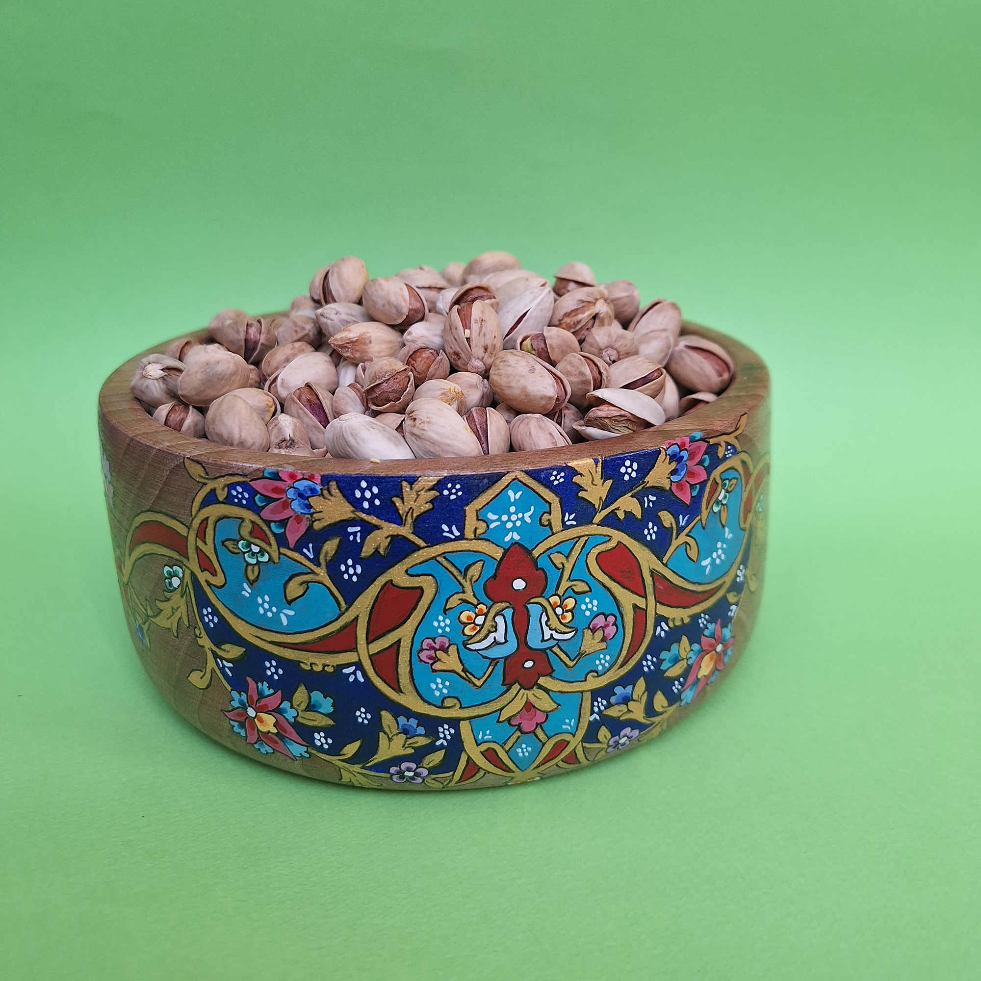 وعاء خشبي زخرفي بتصميم زهور إيرانية مطبوعة