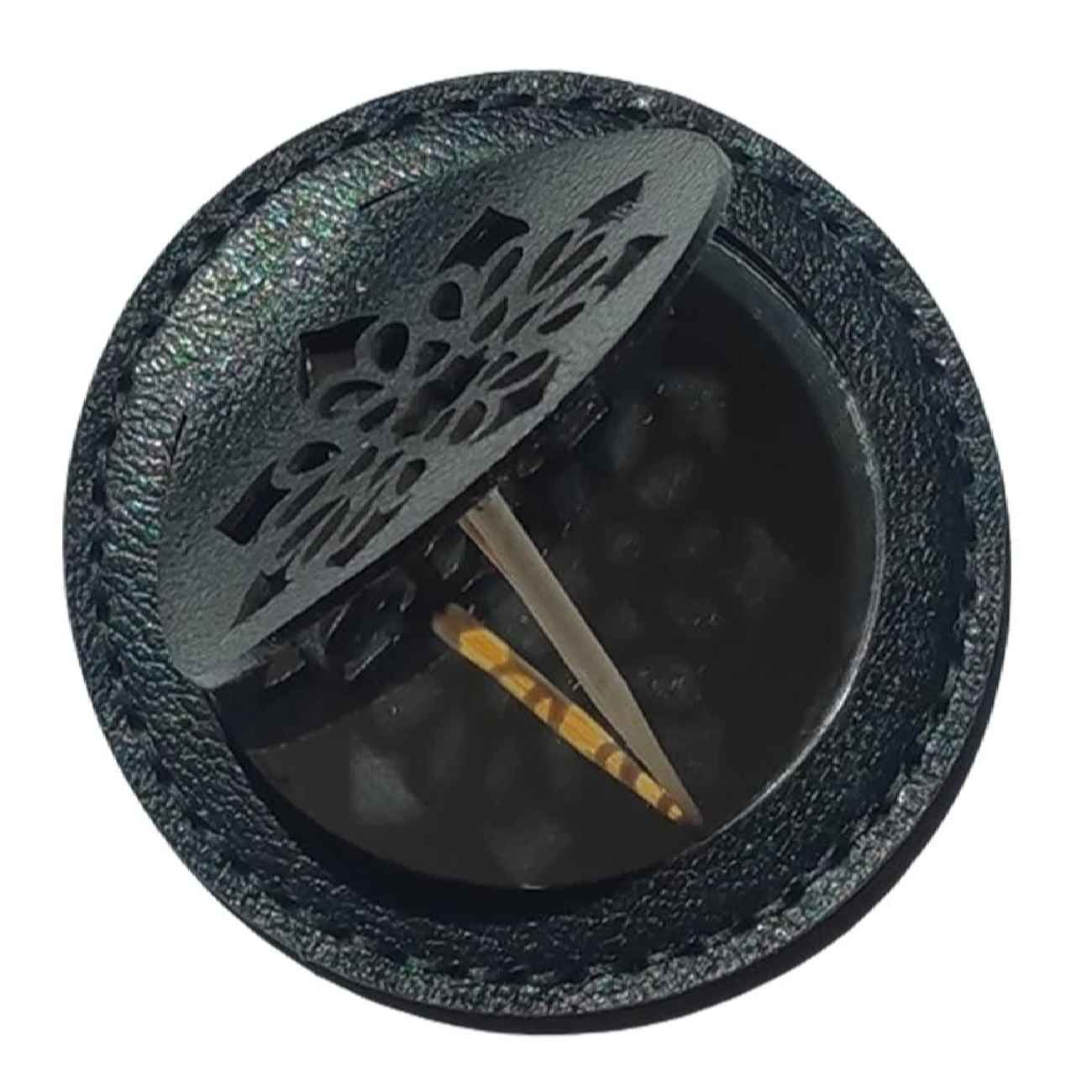 مرآة جيب محمولة بتصميم جلد مستوحى من الفن الإيراني