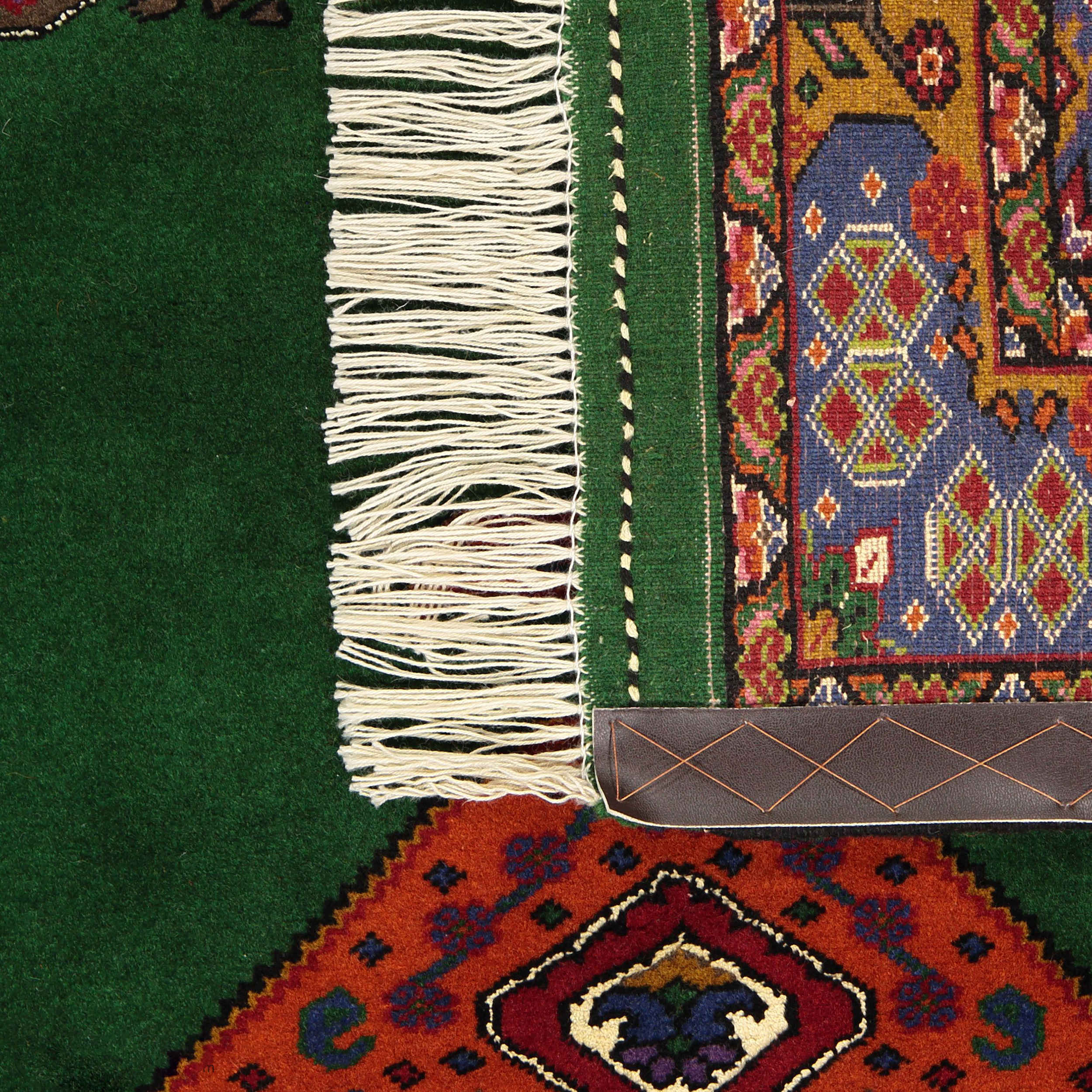 سجادة صوف إيرانية معقودة يدويًا وأصلية بتصميم ميدالية –