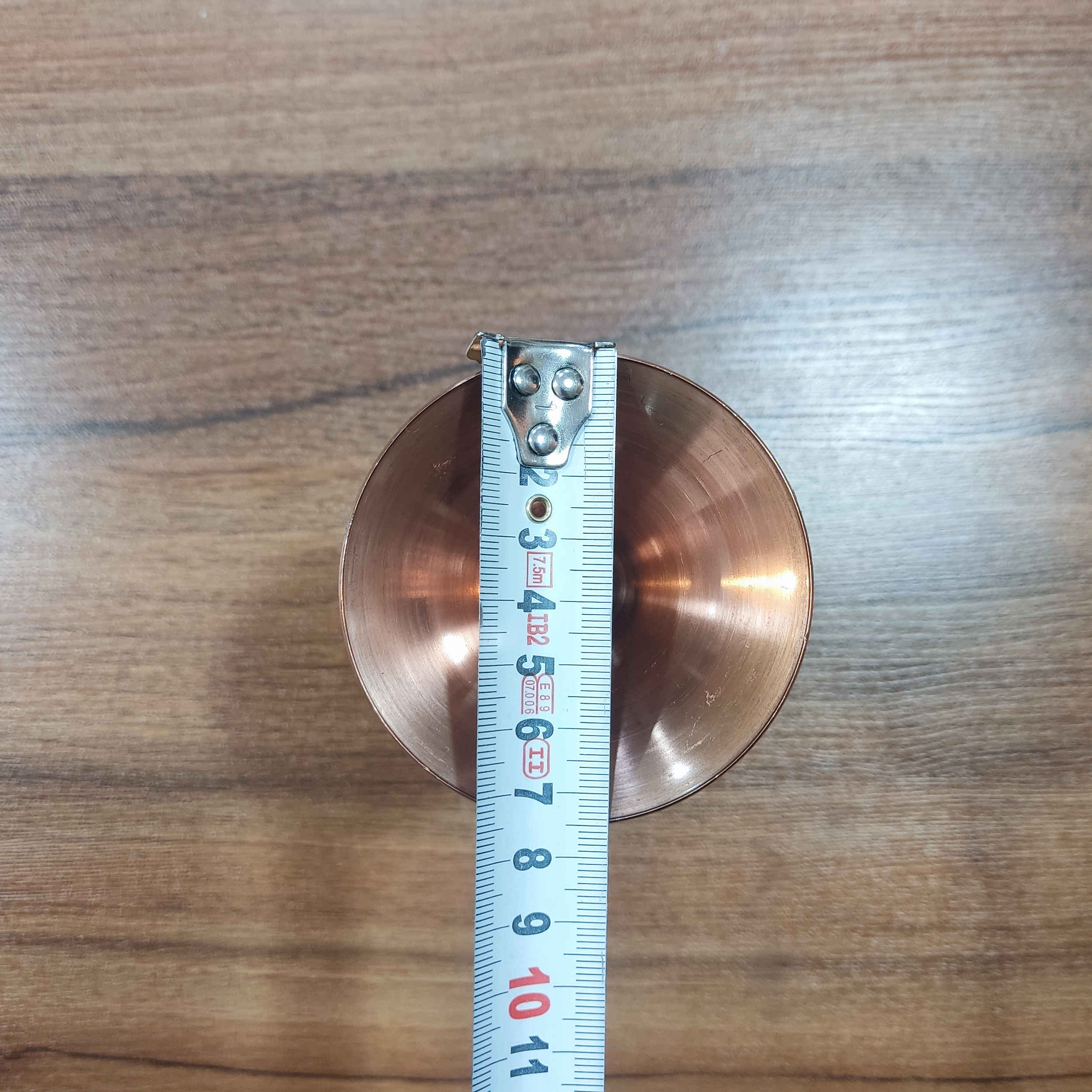 مزهرية نحاسية مطرزة إيرانية زخرفية مصنوعة يدويًا