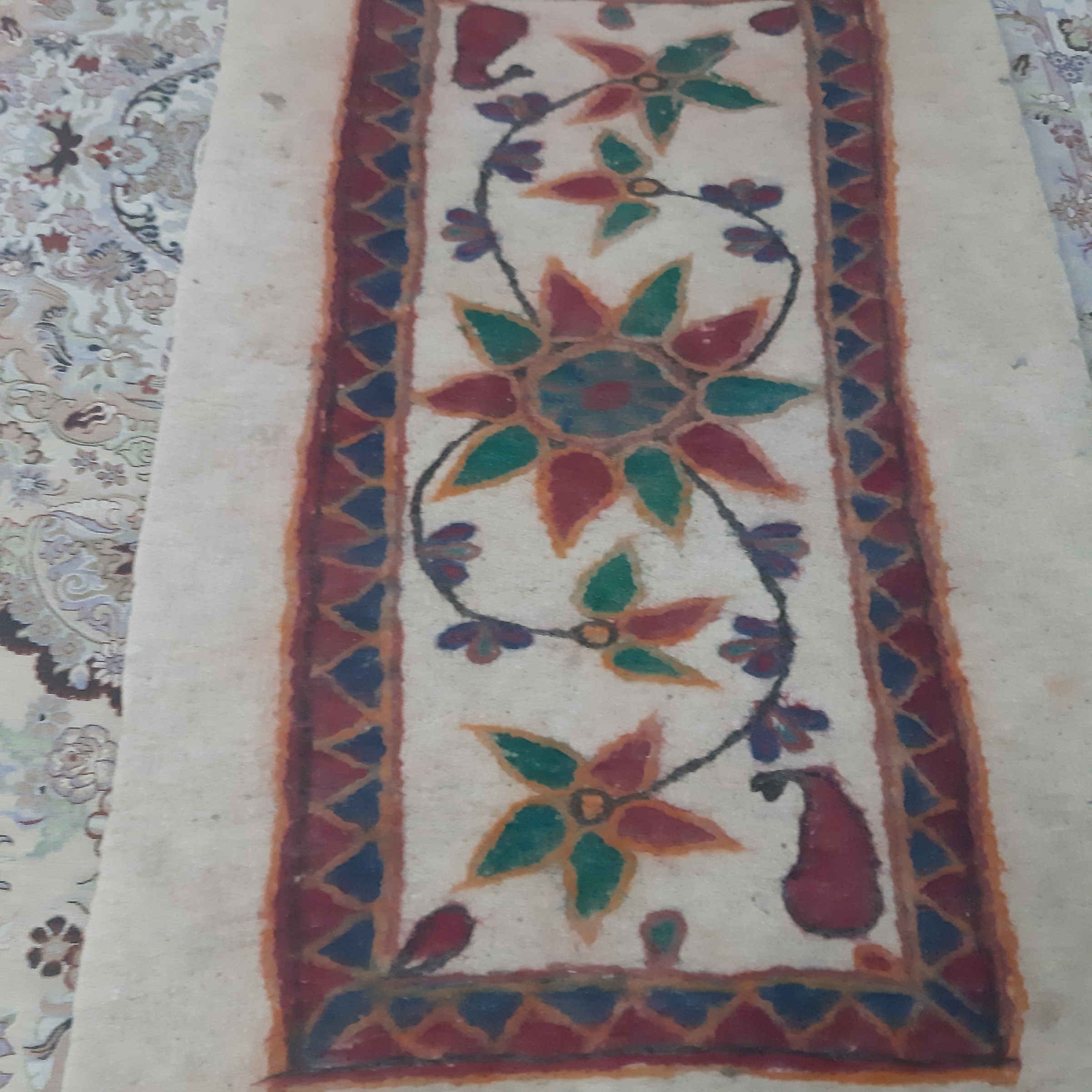 سجاد صوف إيراني مرقع 100% طبيعي ومصنوع يدويًا تصميم زهور