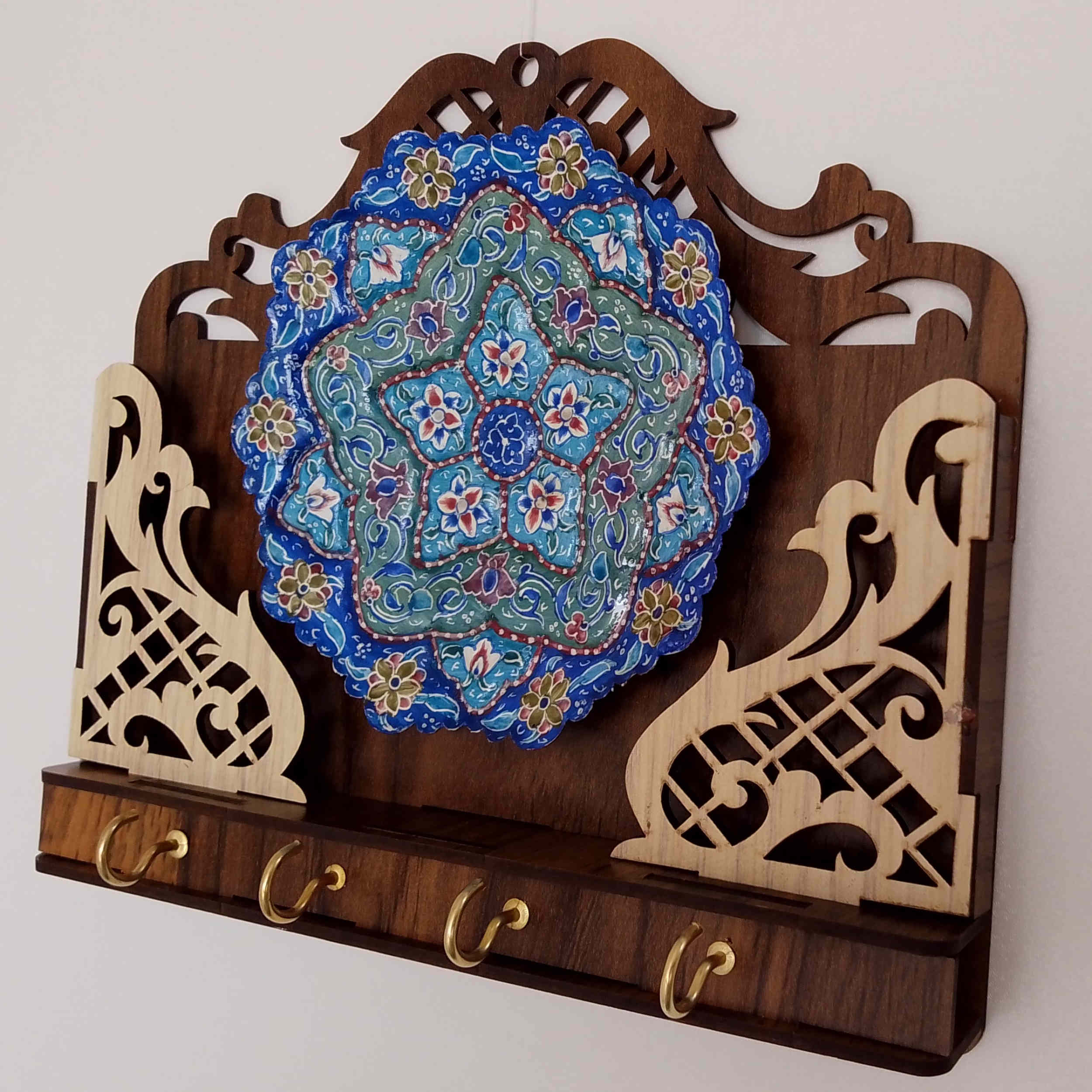 حامل مفاتيح جداري خشبي إيراني مصنوع يدويًا بأربع خطافات