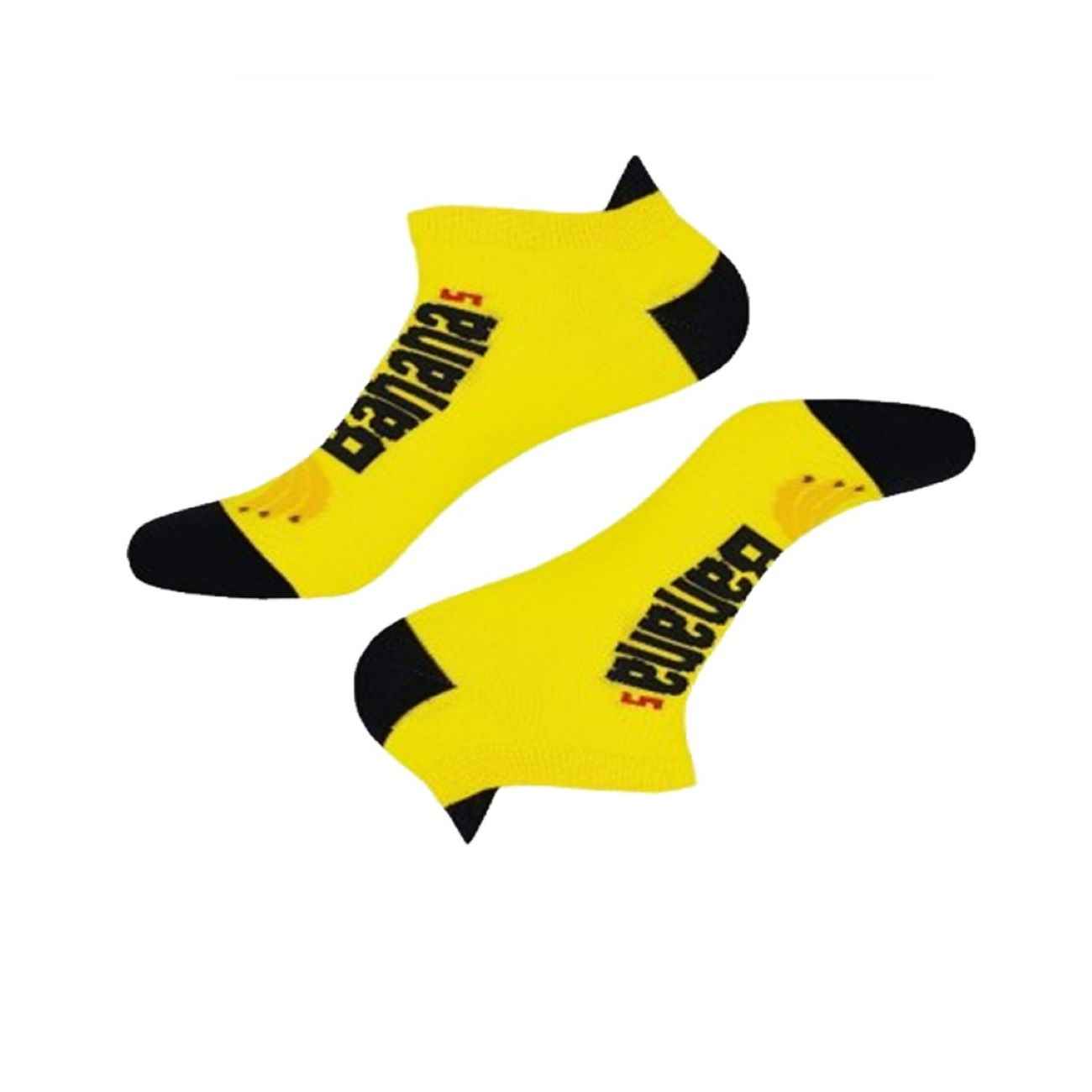 جوارب للنساء بتصميم آدامز موزي