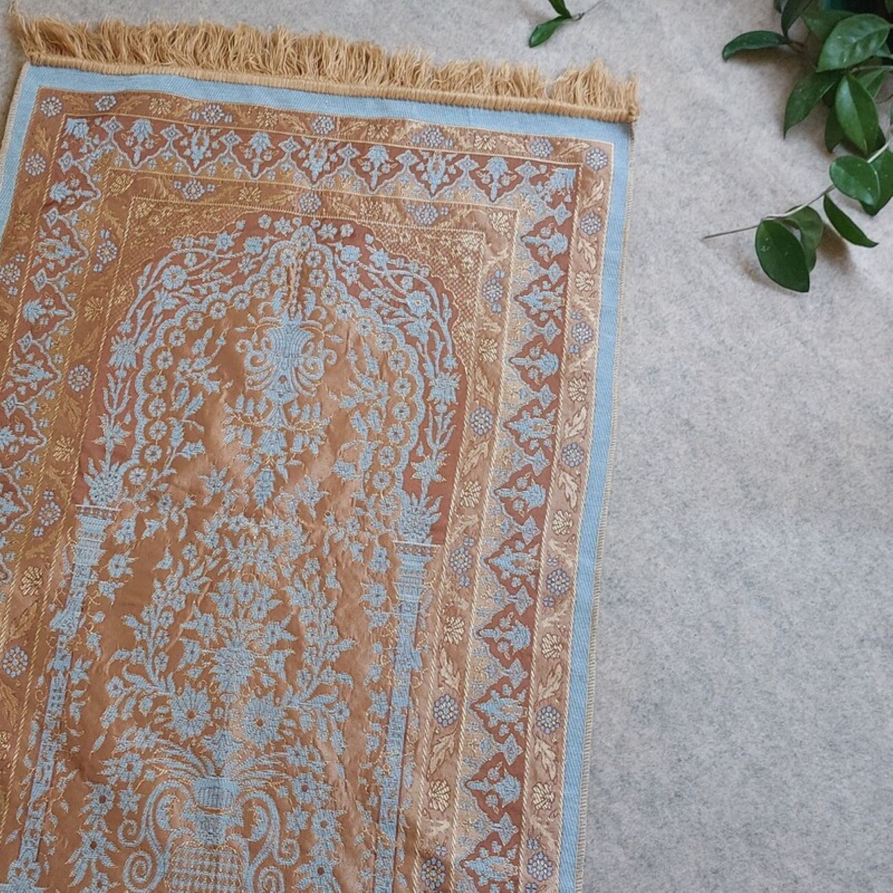 سجادة صلاة إسلامية مخملية جانماز مبطن للعبادة الإسلامية