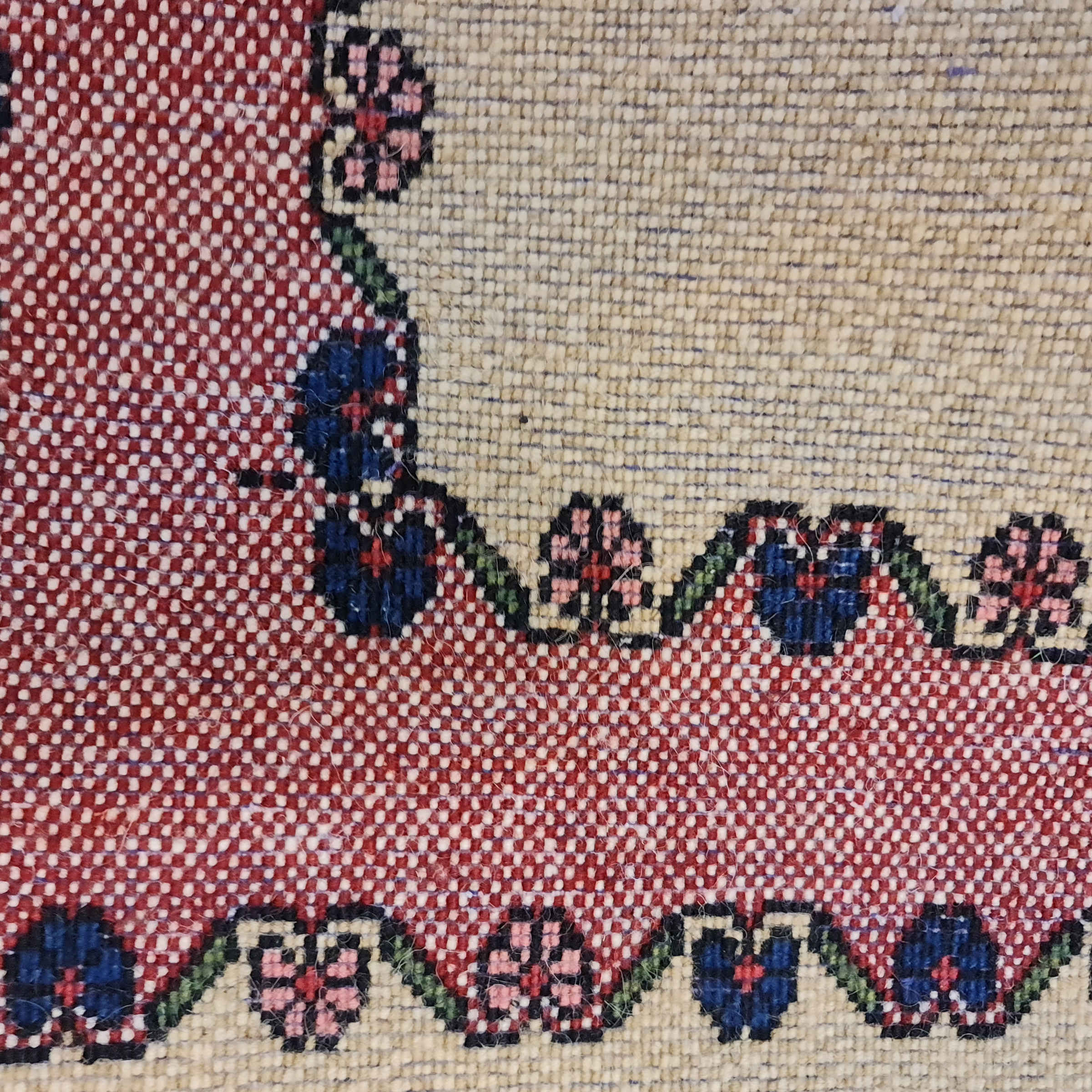 سجادة صوف إيرانية أصلية منسوجة يدويًا بزخارف وردية، بني فاتح