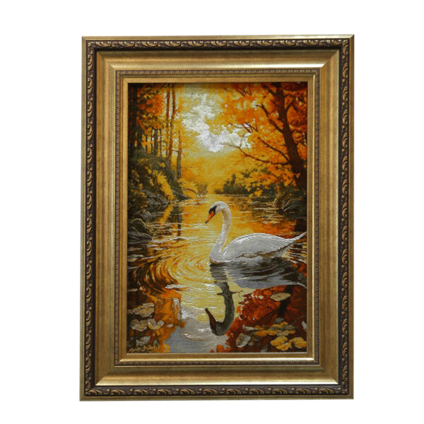 سجادة إيرانية مصورة معقودة يدوياً تصور بجعة في البركة