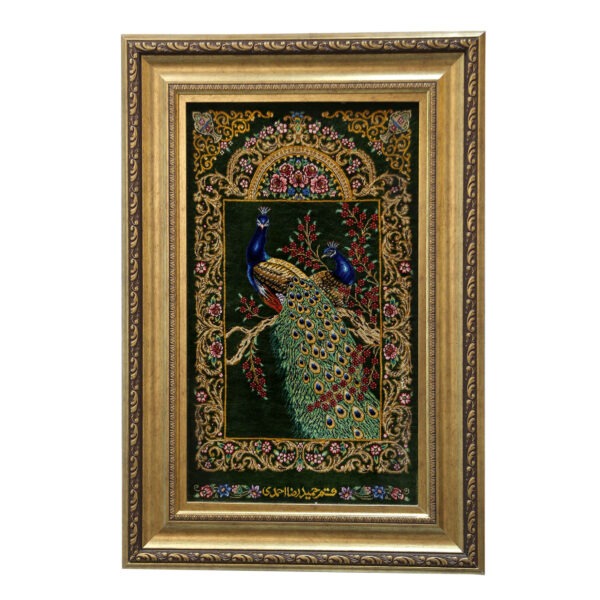 سجادة إيرانية مصورة من الحرير معقودة يدوياً من قم - طاووس