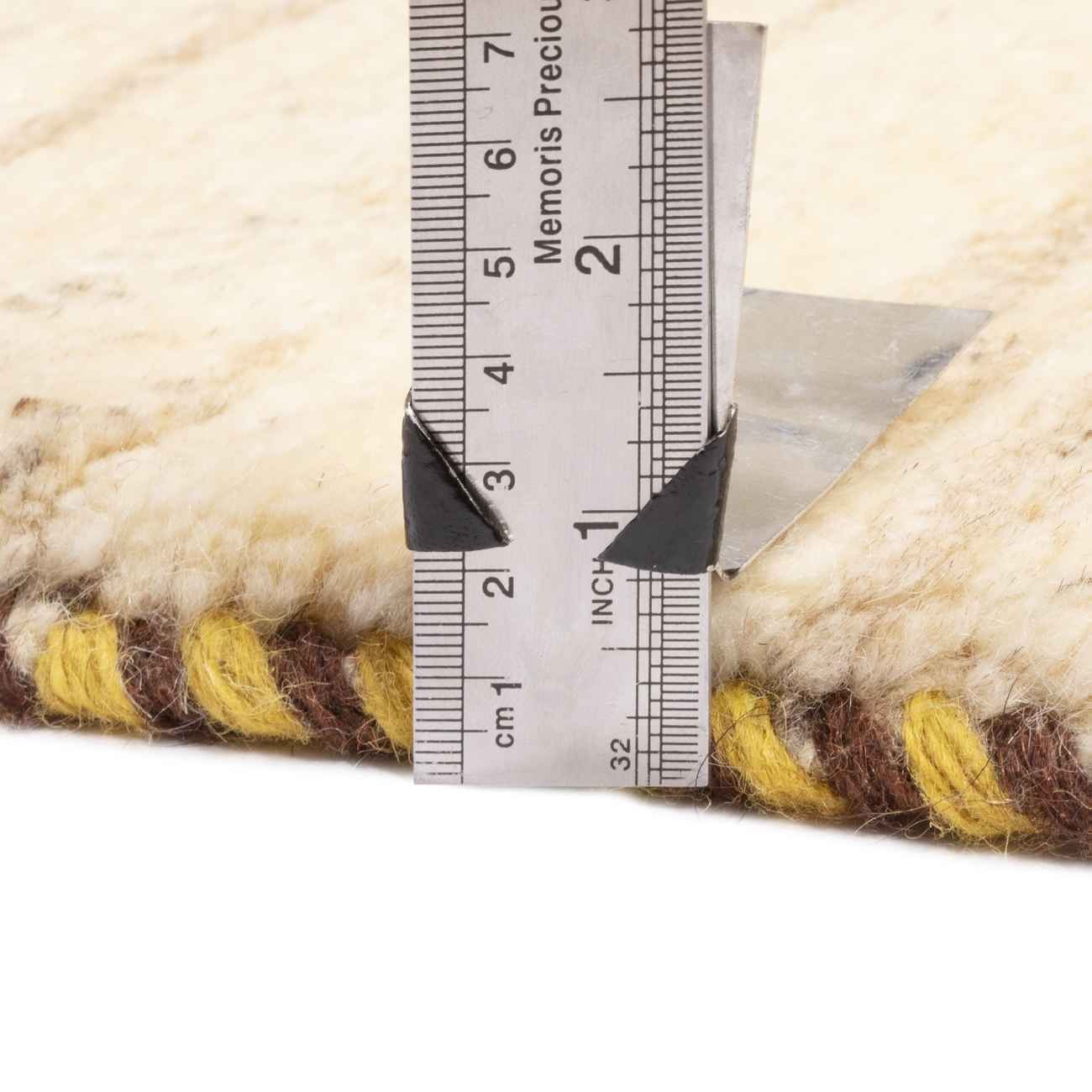 سجادة جبه الإيرانية مصنوعة من الصوف، محبوكة يدويًا بأصالة في فارس، بنقوش حيوانية