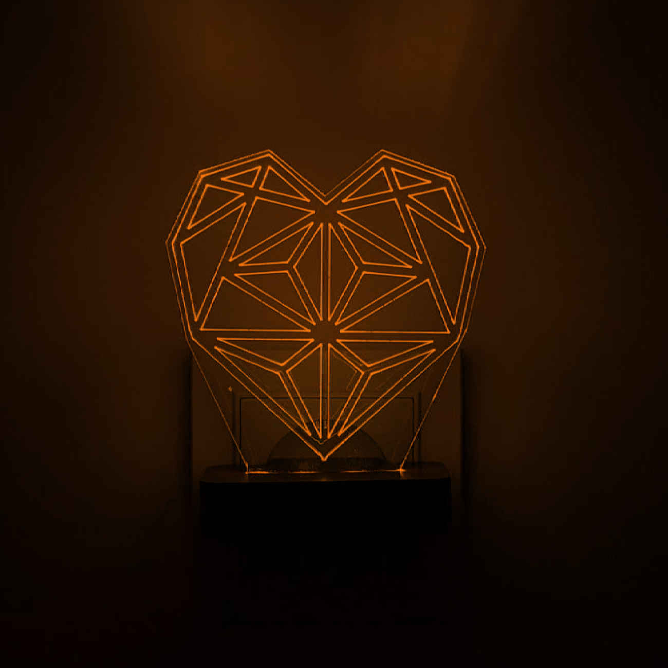 ضوء ليلي LED بتصميم مدفأة نموذج مثبت على الجدار