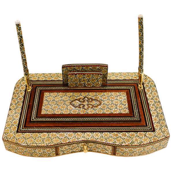 حامل أقلام خشبي فاخر للمكتب مع حجيرات متعددة – مثالي للمكتب