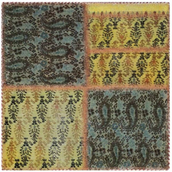 سجادة إيرانية قديمة مربوطة يدويًا بتصميم باتش ورك ببايسلي باللون الأخضر