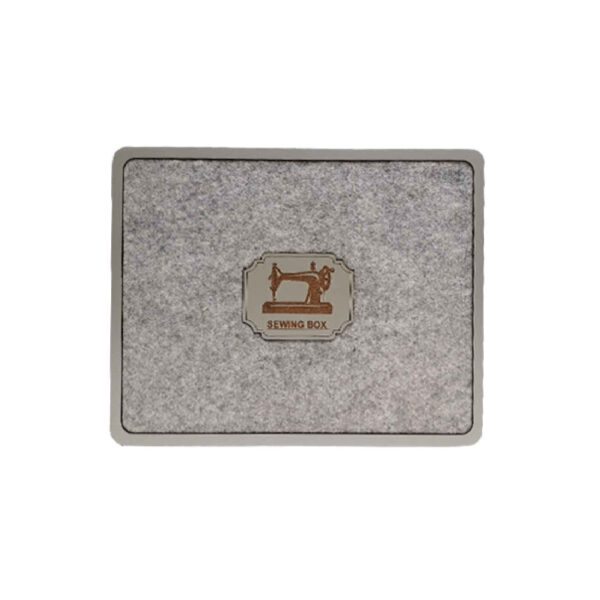 مجموعة أدوات الخياطة الخشبية باللون الرمادي - أدوات أساسية لعمل الخياطة