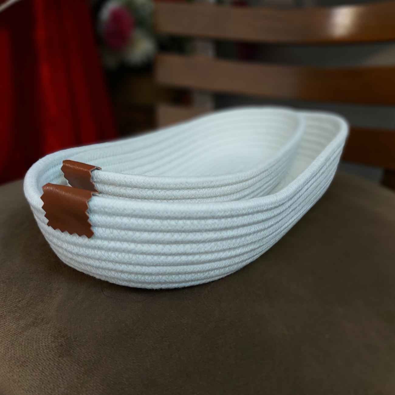 سلة منسوجة – ضفيرة مطرزة – تصميم بيضاوي للخبز والخضروات (قطعتان)