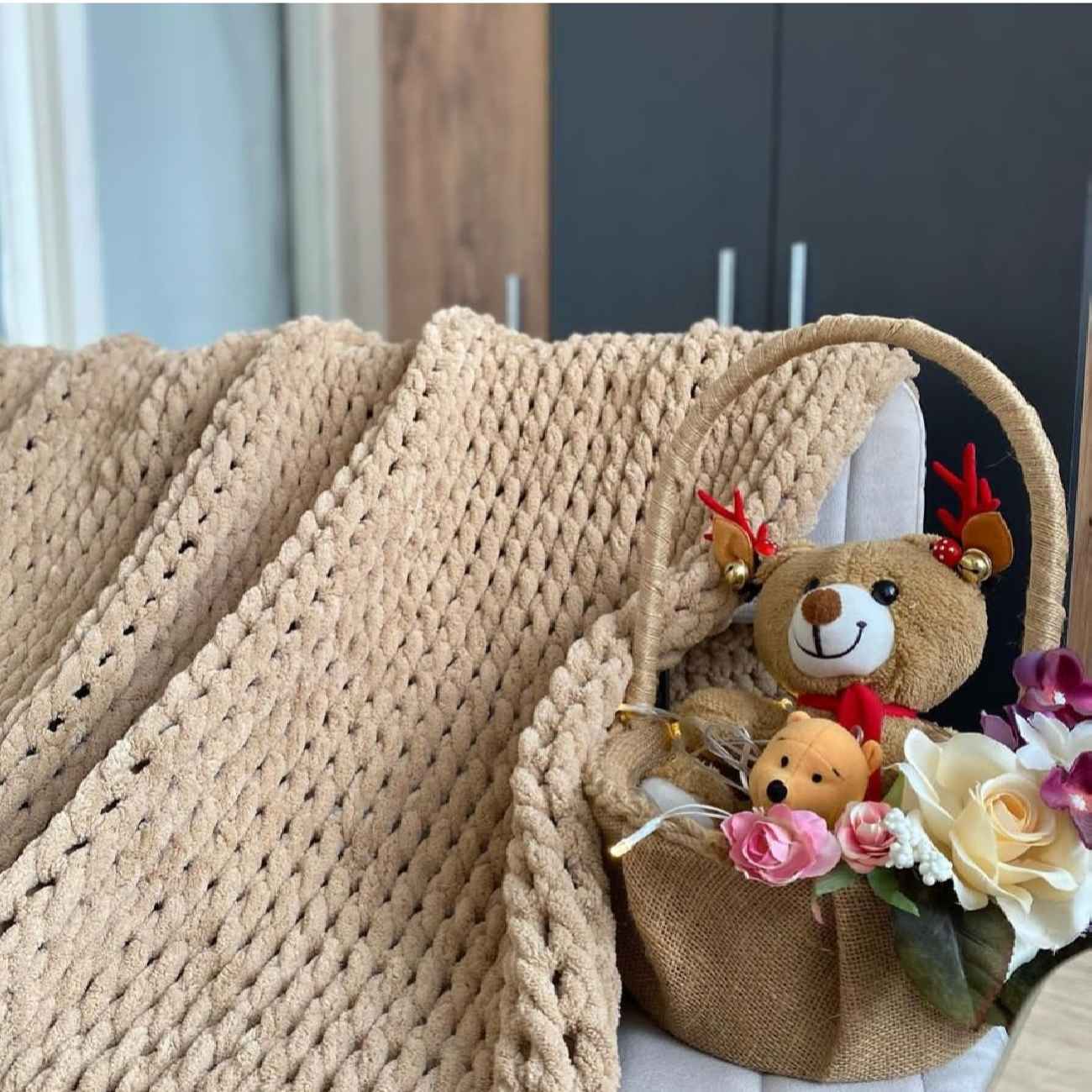 بطانية كنبة محبوكة – ناعمة، دافئة وأنيقة لغرف المعيشة