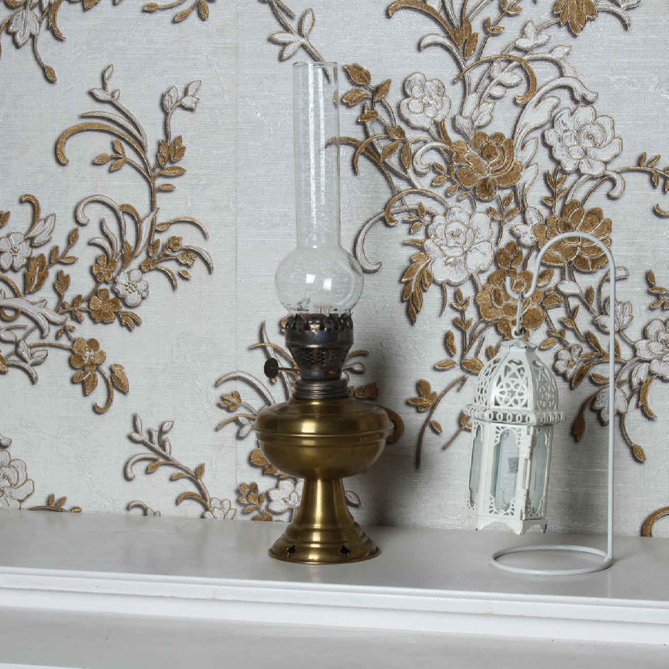 مصباح زيت الكيروسين النحاسي الإيراني – جمال ووظيفة التصميم التقليدي