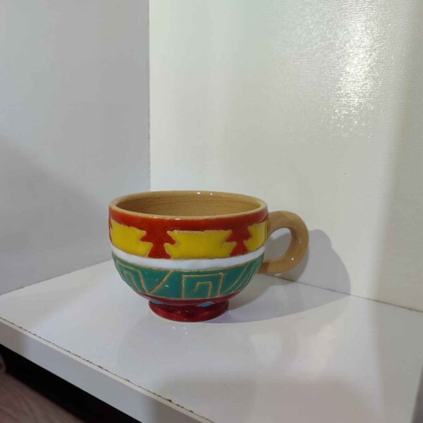 طقم فنجان شاي وصحن من الفخار الإيراني بالحرف اليدوية مع تصميم هندسي