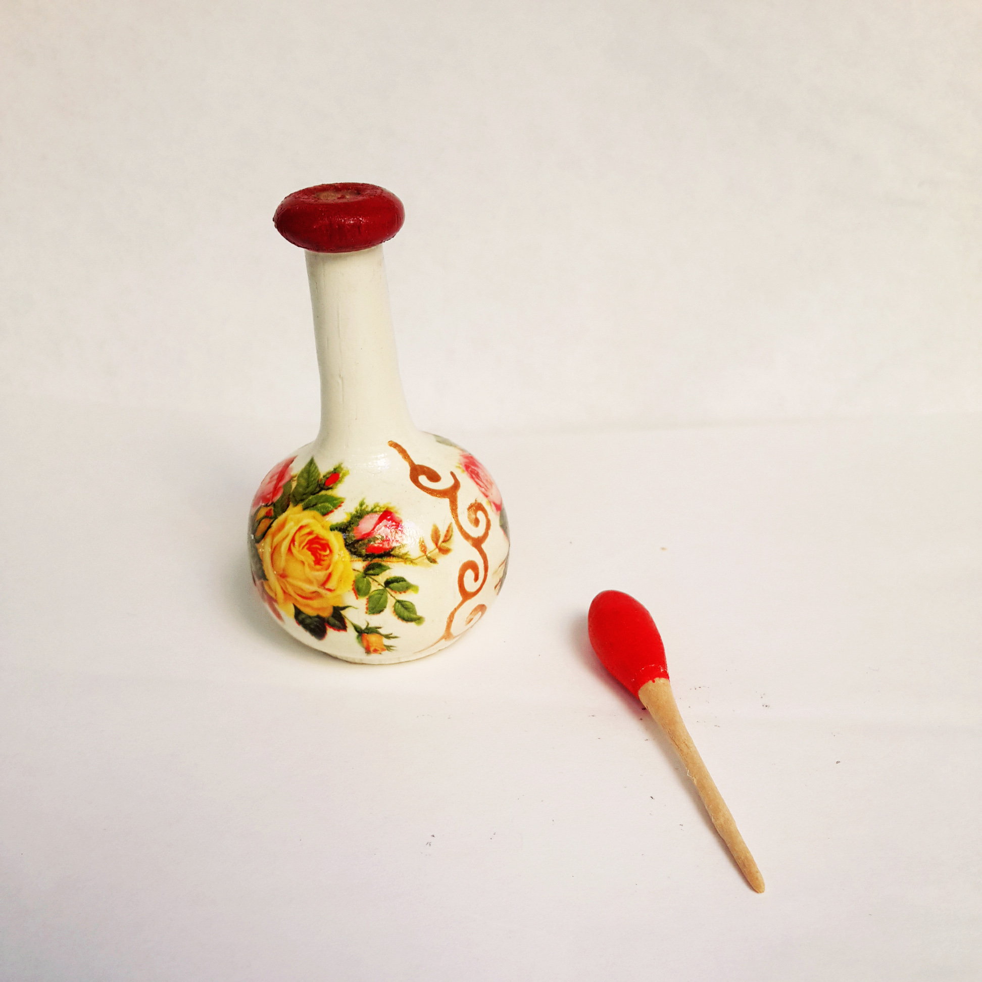 وعاء إيراني لحفظ الكحل مصنوع من الخشب – براز (عدد 2)