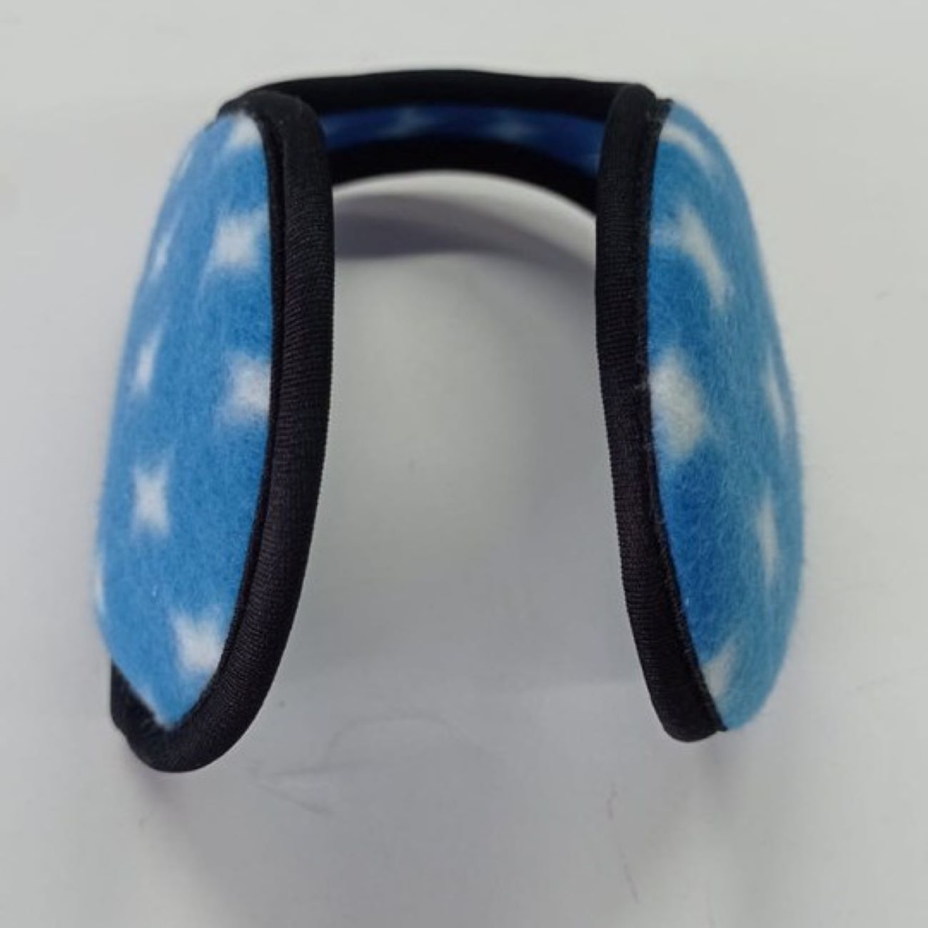 سماعات أذن شتوية – خفيفة الوزن، محمولة، ومثالية للسفر