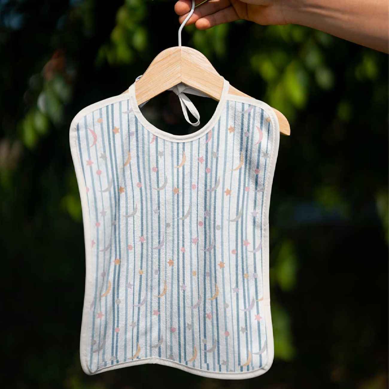 مريلة الأطفال – مناسبة للأكل، طبقتين مع بطانة مقاومة للماء (مجموعة من 3)