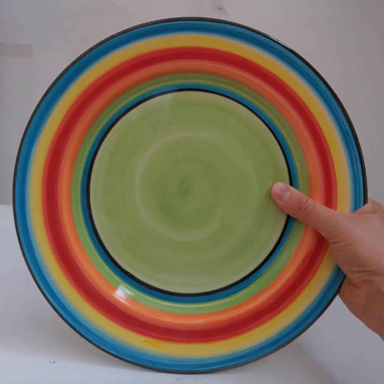 طبق طعام من السيراميك – آمن للاستخدام في غسالة الأطباق | نموذج قوس قزح