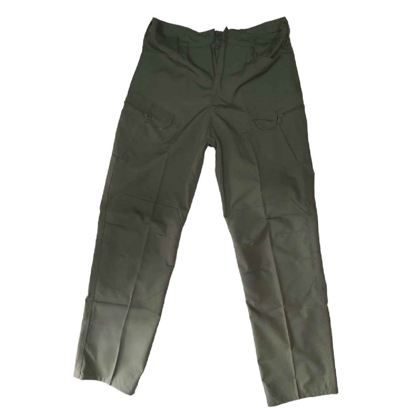 الزي العسكري الإيراني – استكشاف التقليدي والمعاصر بالأخضر