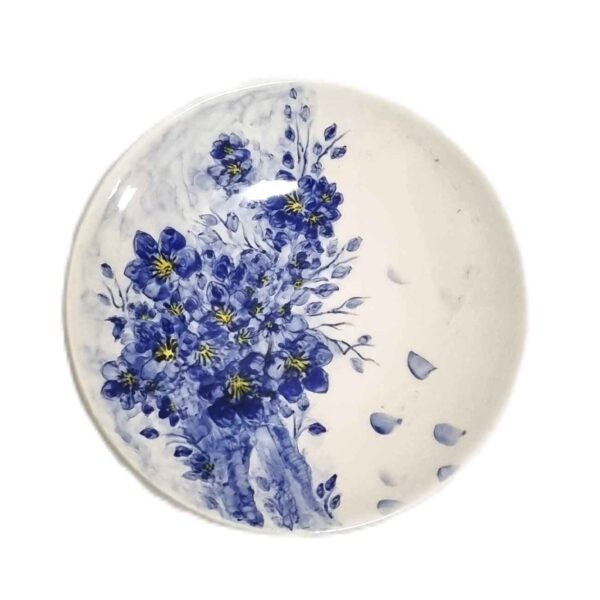 طبق عشاء من السيراميك الأبيض - آمن للاستخدام في الميكروويف وغسالة الصحون - مصمم بجمال وإتقان