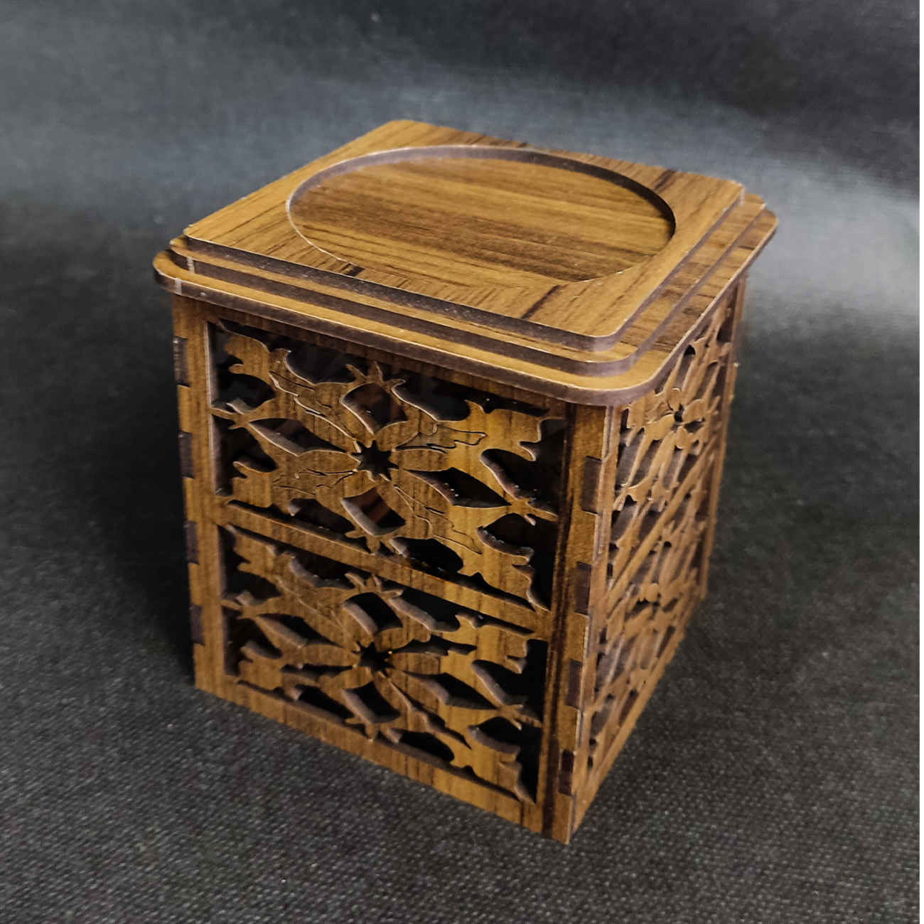 مجموعة هفت سين خشبية – مناسبة لنوروز وإنشاء عرض مثالي لعيد رأس السنة الإيراني