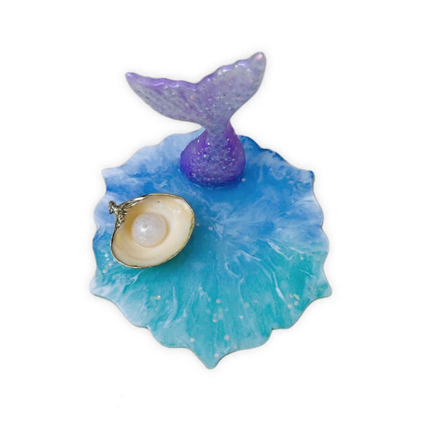 حامل بخور من الراتنج المصنوع يدوياً بتصميم البحر والأسماك