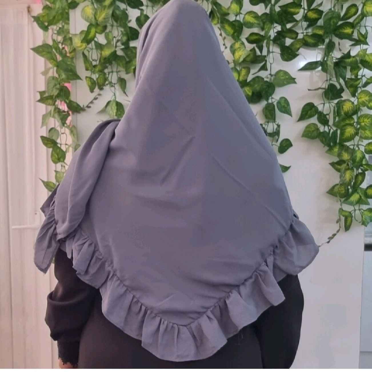 مجموعة إكسسوارات رجالية من رباط العنق والمنديل والأزرار – فاخرة رافا