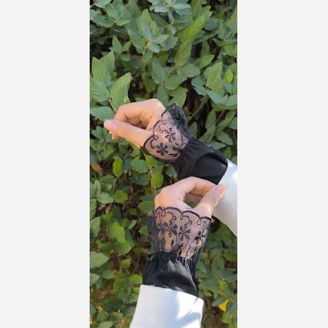 إيشارب مغناه للنساء - إيشارب مع غطاء ذراع بتصميم حواف مقلمة