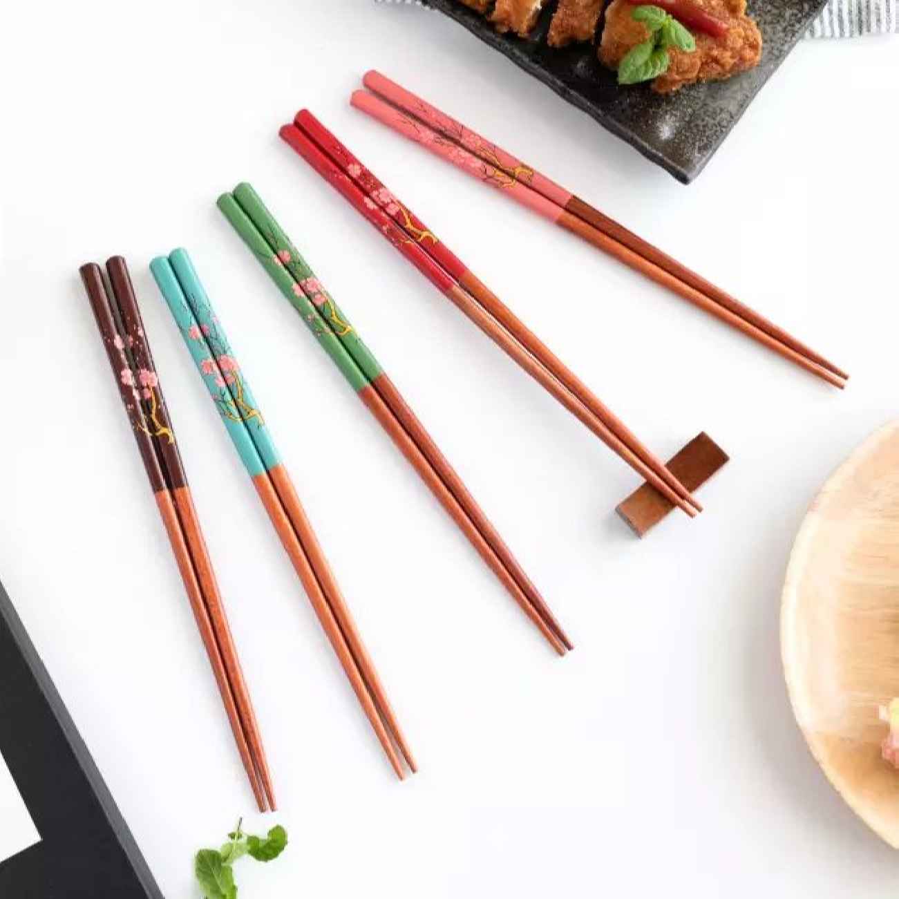 عيدان تناول طعام خشبية – كلاسيكية وخالدة مصنوعة من خشب ماراس