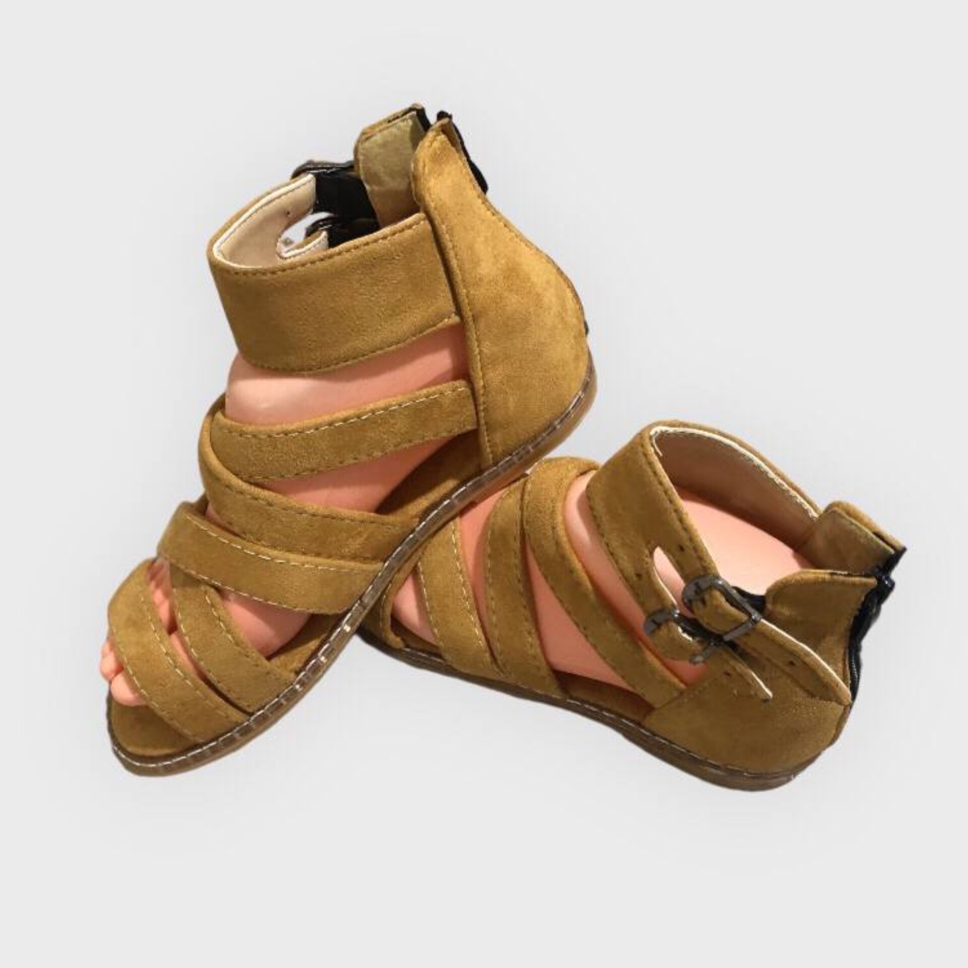 صندل نسائي فلات بتصميم المصارع – قطعة أساسية لصيف مميز مع سحاب خلفي سهل