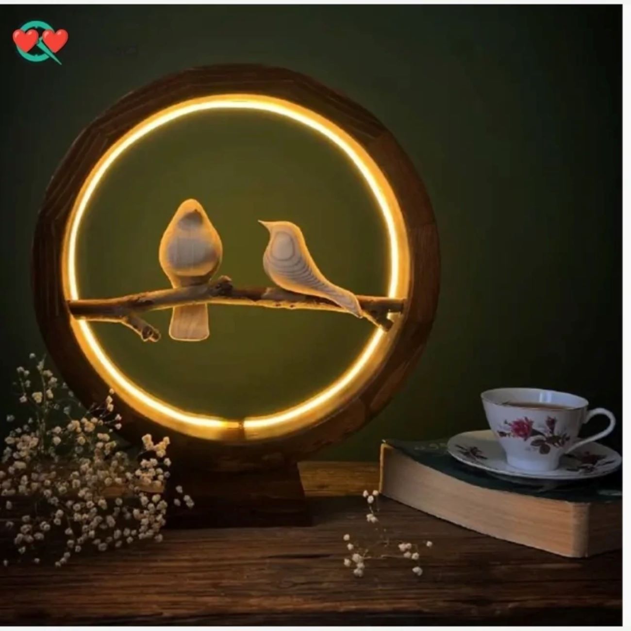 مصباح طاولة خشبي مصنوع يدويًا – مصباح نيوني مصنوع من خشب روسي