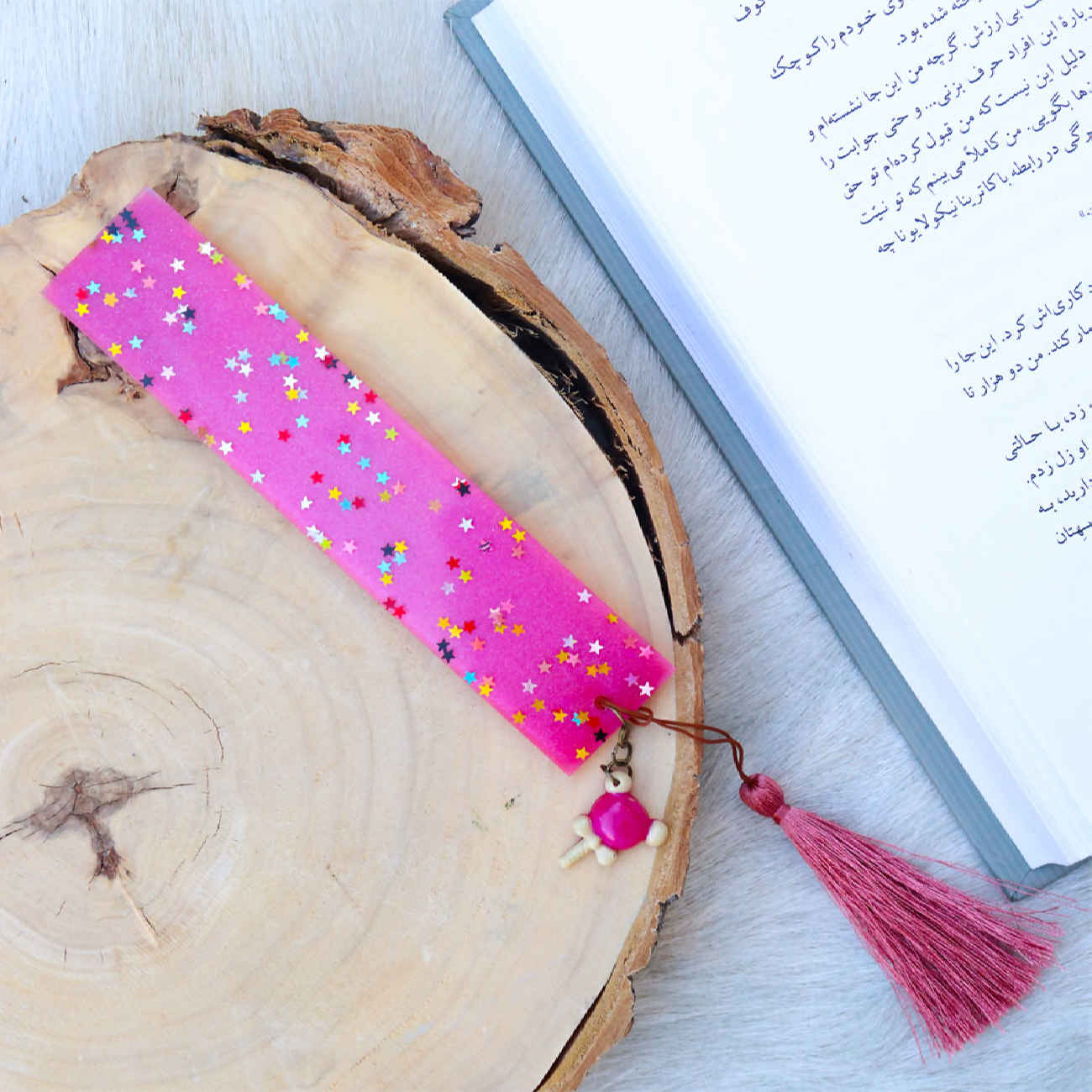 فاصل كتب يدوي من الراتنج – رفيق القراءة، فاصل كتب من الراتنج مثالي للأطفال والكبار