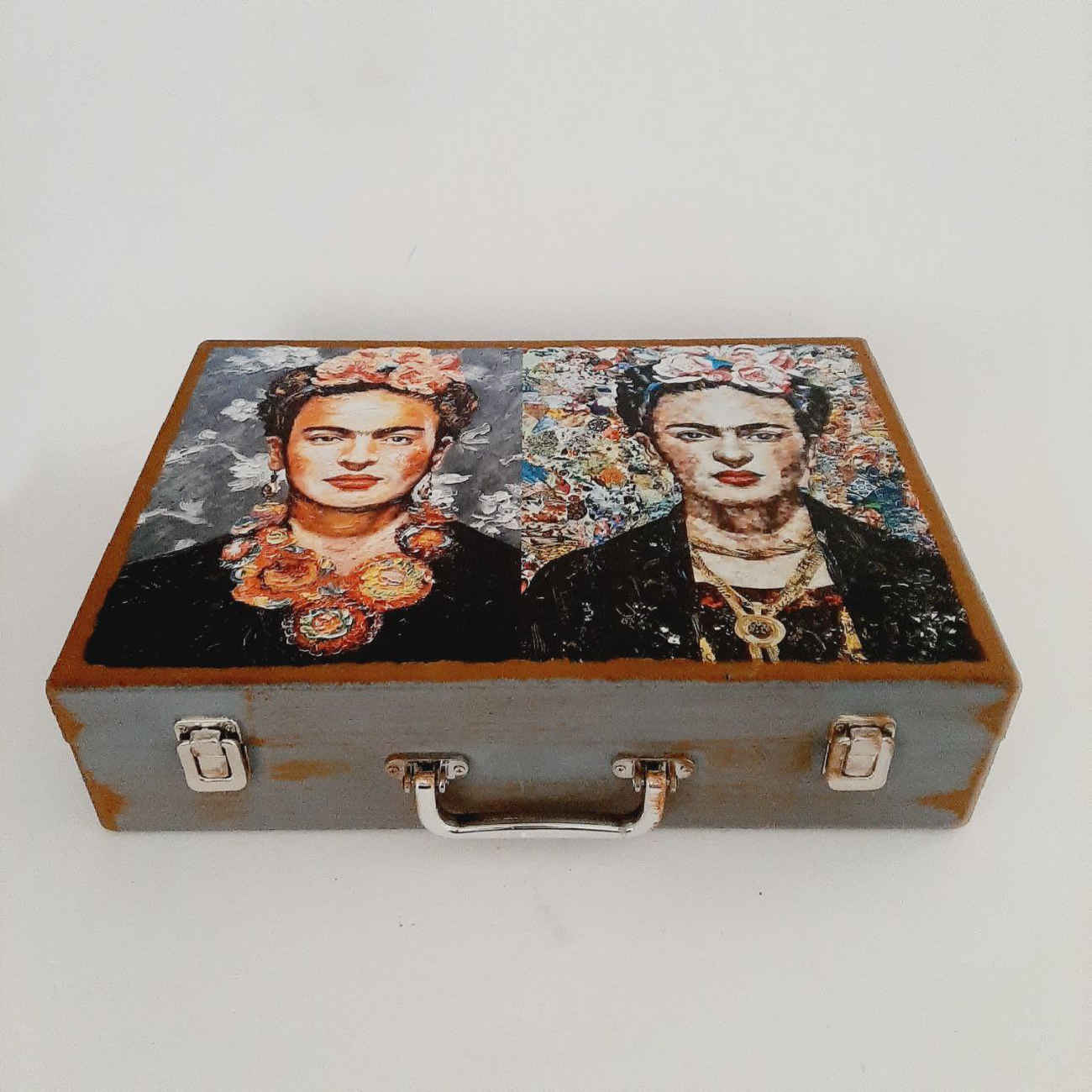 علبة أقلام خشبية Frida Kahlo – أدوات مكتبية فريدة مستوحاة من الفن