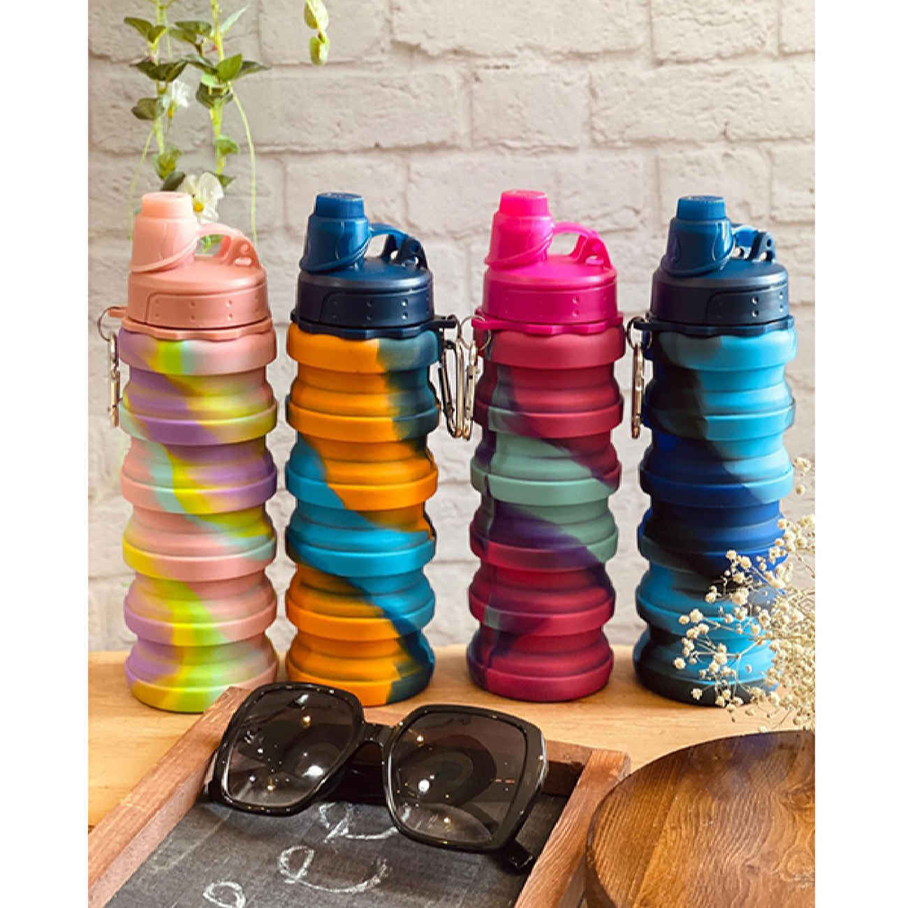 Thumbnail 9: زجاجة مياه سيليكون للأطفال – آمنة، قابلة للطي وسهلة الحمل