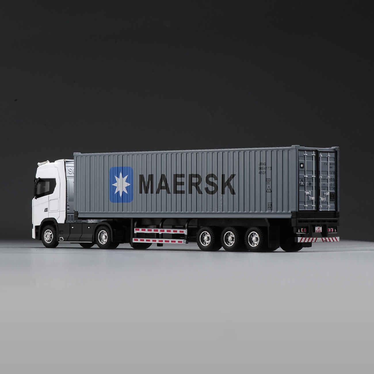 شاحنة مرسيدس بنز Actros 1996 كلاسيكية – مع حاوية MSC أصلية وتفاصيل دقيقة